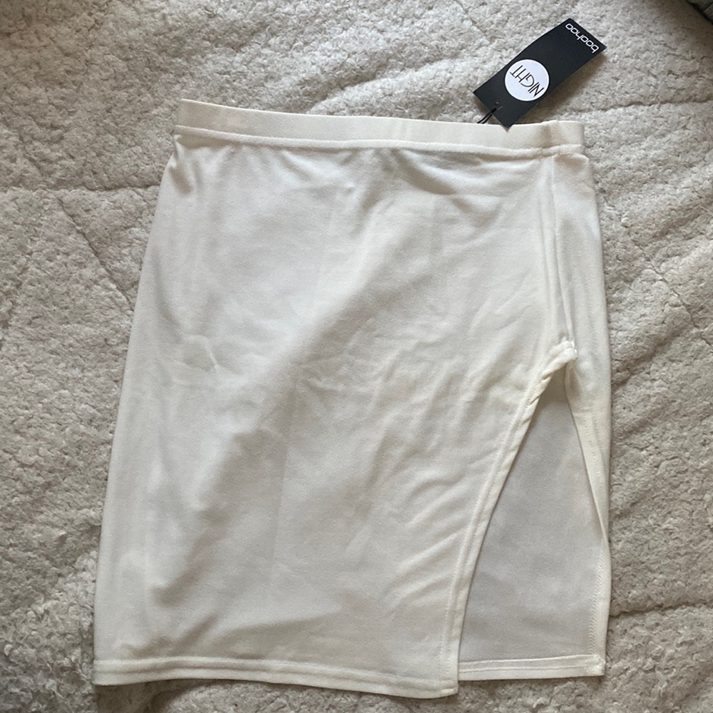 Cream skirt 🤍